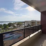 Marina flat é Náutica