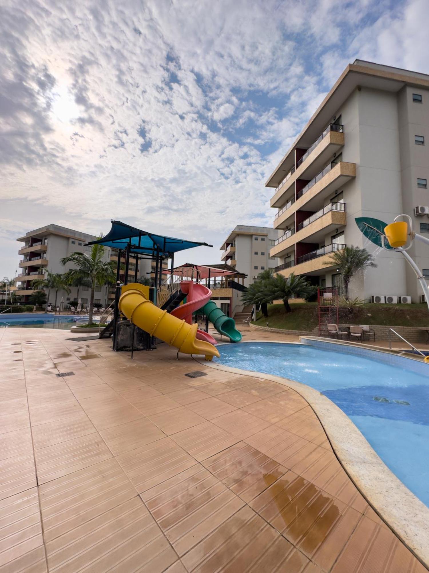 Marina Flat - Oficial Caldas Novas